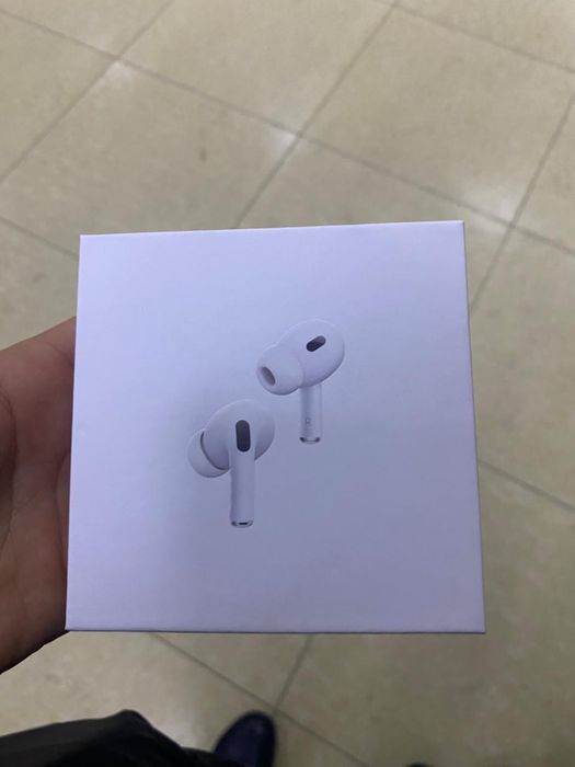 AirPods Pro 2-новые польностью,имеется гарантия есть коробка шнур
