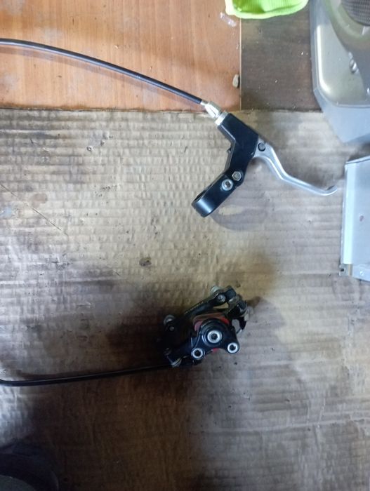 Продам передний тормоз на велик