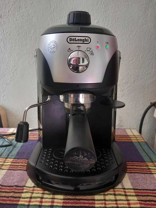 Експресо Кафемашина DeLonghi