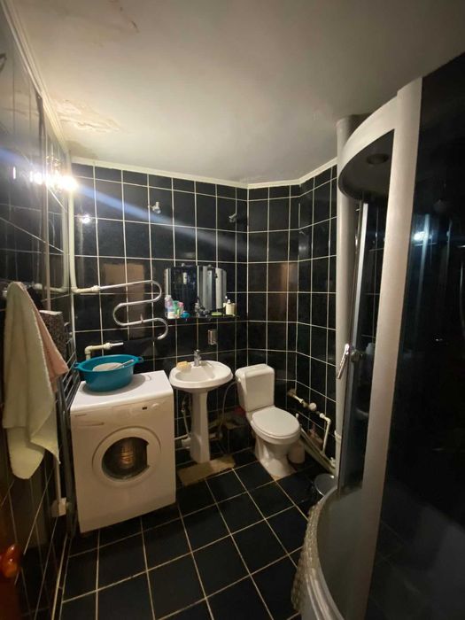 Продам 1комн кв 8мкр Бывшее МСО