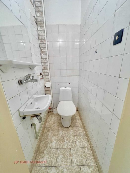 Продава се Тристаен апартамент в София, Младост 1 - 98 кв.м за 3240 €/кв.м - Снимка #13