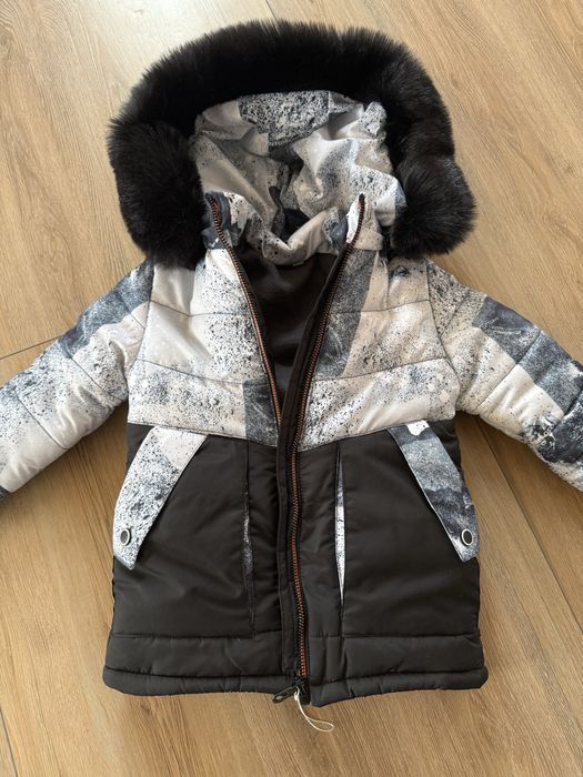Новый пуховик 110 см