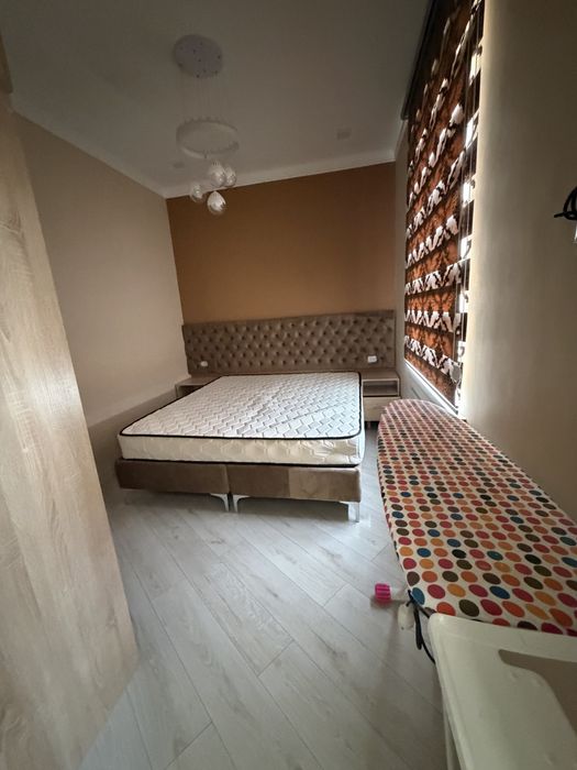 Сдается 4 комнатная квартира в центре города 150 Кв KFS дом