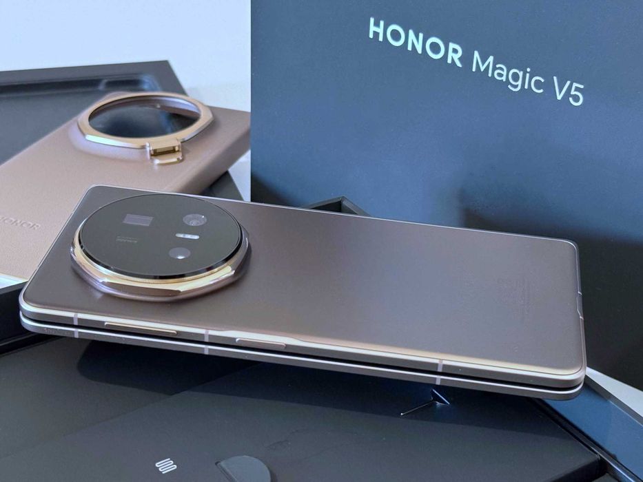Бартер! Honor Magic V5 512/16GB Dawn Gold (Златист) 5 Цикъла.