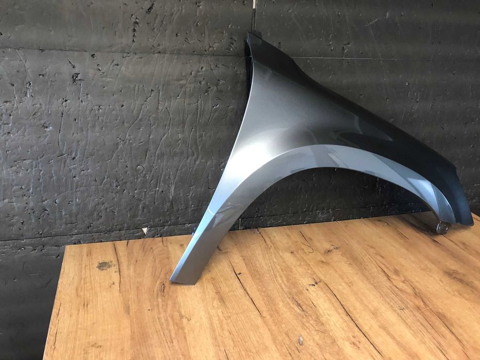 Aripa Fata Dreapta Skoda Yeti An 2009-2013 (F8L (Gri))