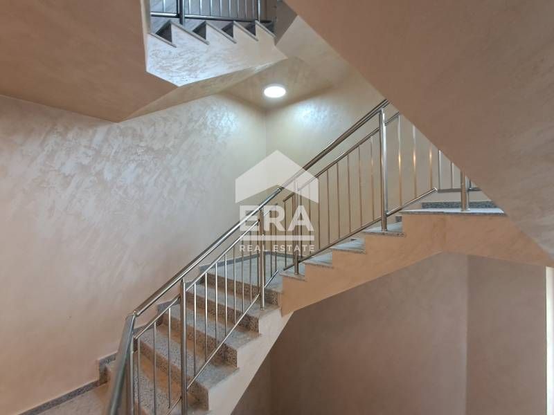 Двустаен ексклузивен апартамент за продажба, в нова сграда пред Акт 16