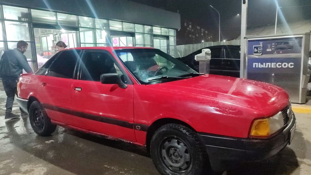 Продам Ауди 80 в3