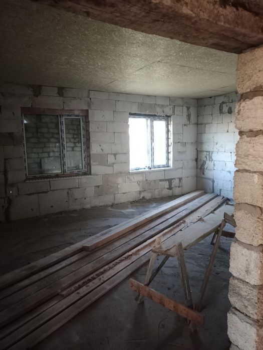 Продам дом в черновом варианте в Маржанбулаке