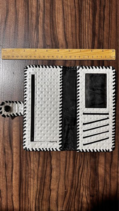 Кошелек из натуральной кожи