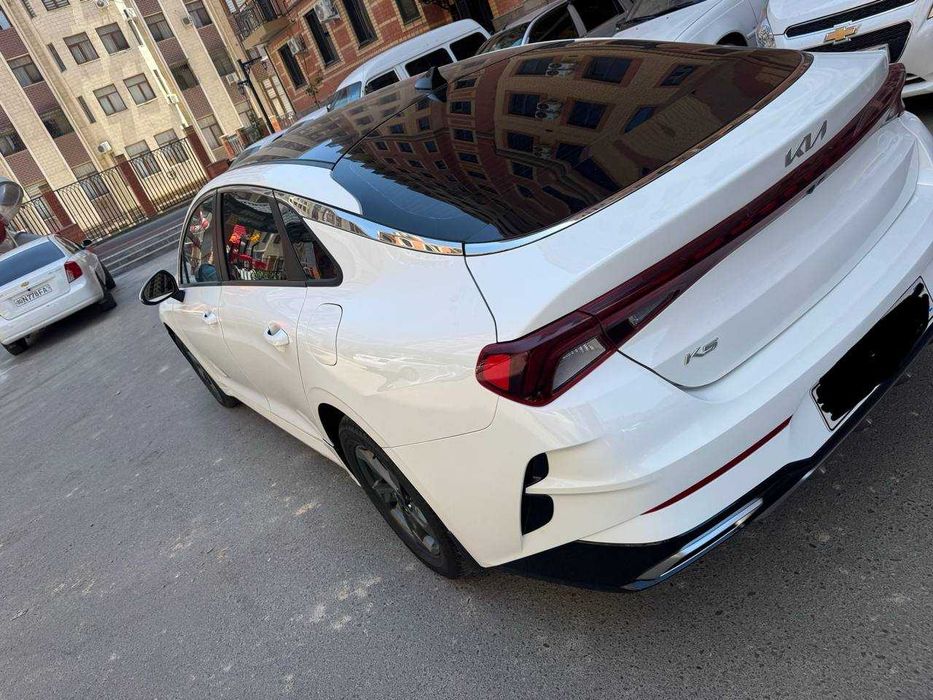 KIA           K5