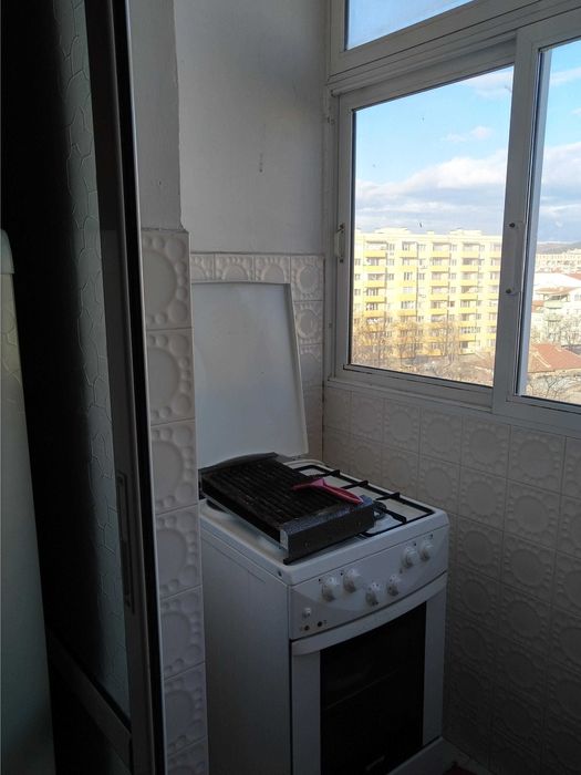 От собственик - Продавам четиристаен апартамент