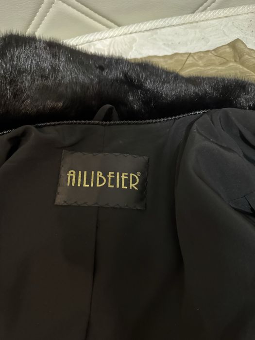 Прдам норковую шубу 200000