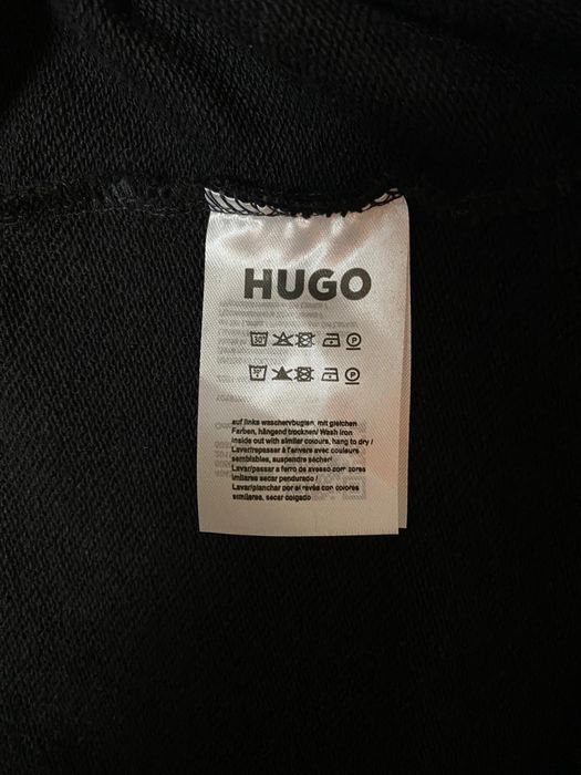 Vand bluza noua de bărbați Hugo