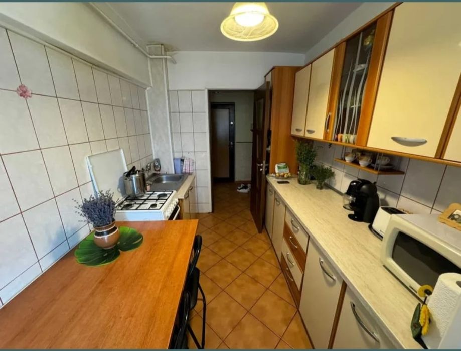 Apartament (coleg de apartament)