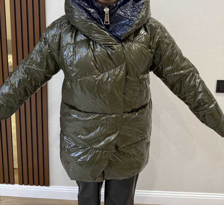 Продам болоньевую куртку