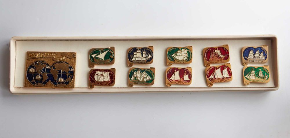 Значки Корабли-герои первооткрыватели