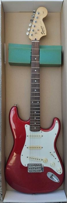 Продавам "Fender Squier Affinity"