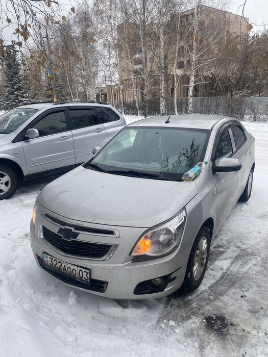 Продам машину в хорошм состояние