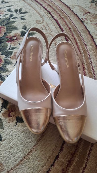 Vand pantofi dama marimea 38