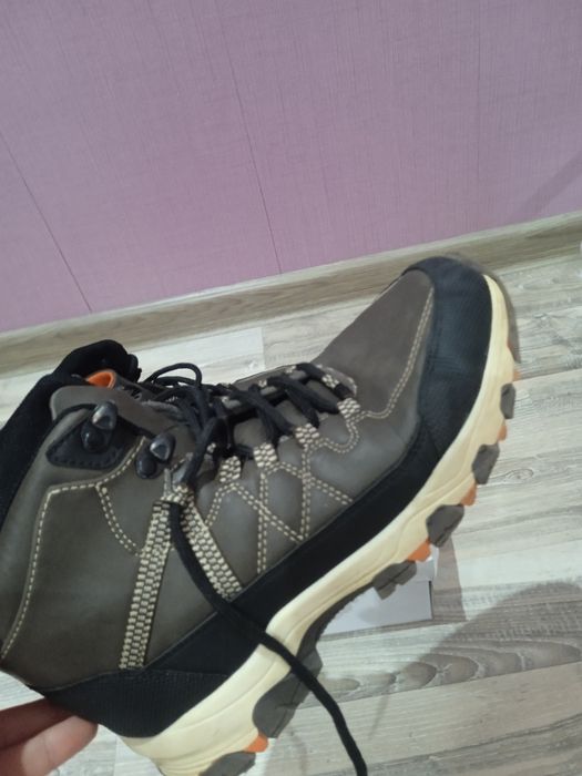 Боти за момче 37 номер