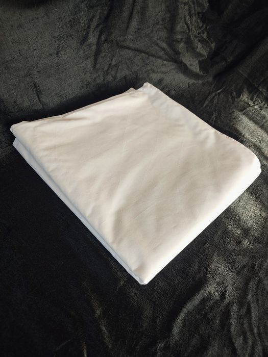 Постельное белье, простынь 3800+ наволочка 700