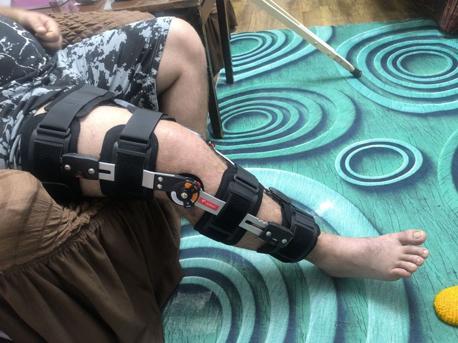 Продается ортез тутор! Оригинального исполнения!