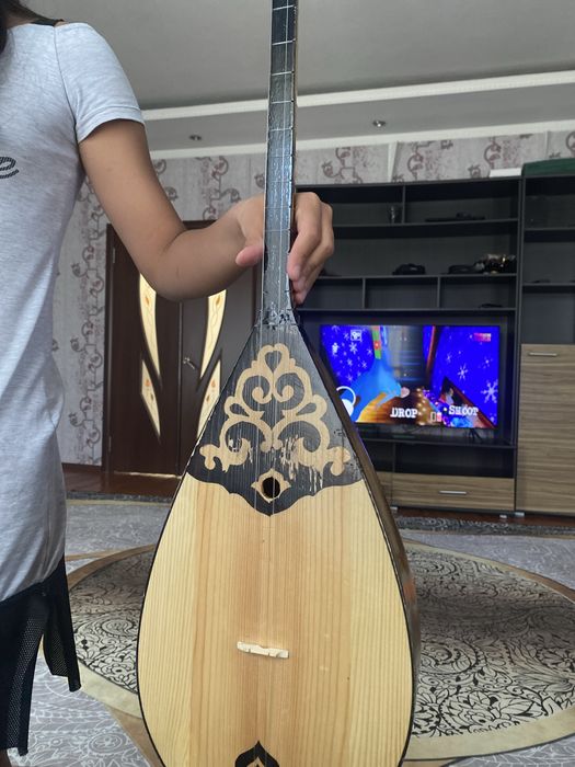 Продам домбыра за 10 тыс