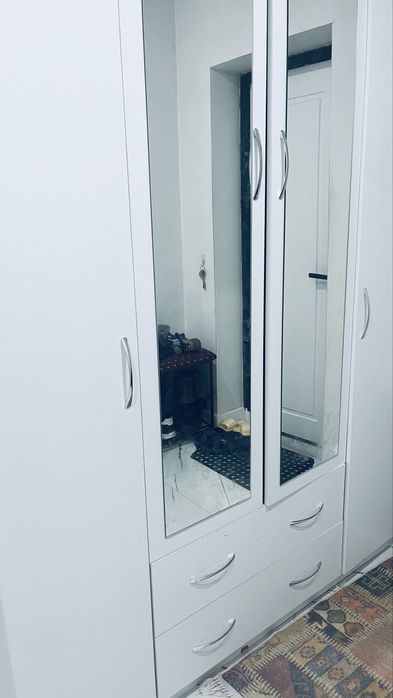 Шкаф,прихожка продам срочно