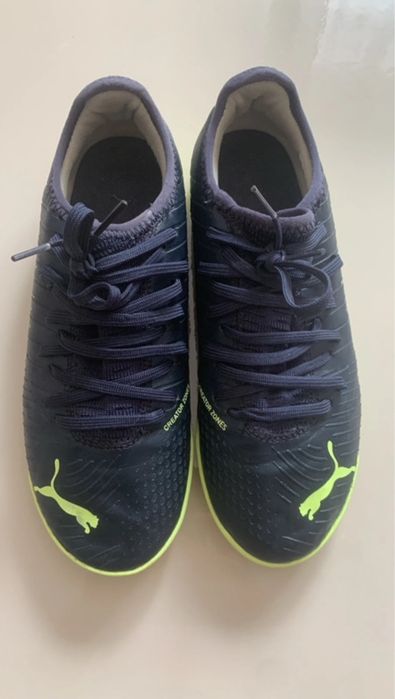 Crampoane de sintetic puma future z 4.4 mărimea 37 1/3 accept oferte. Adidasii vin cu cutie.