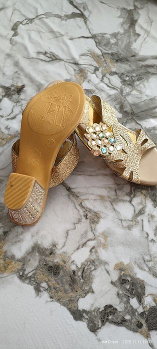 Новинка элегантная женская обувь