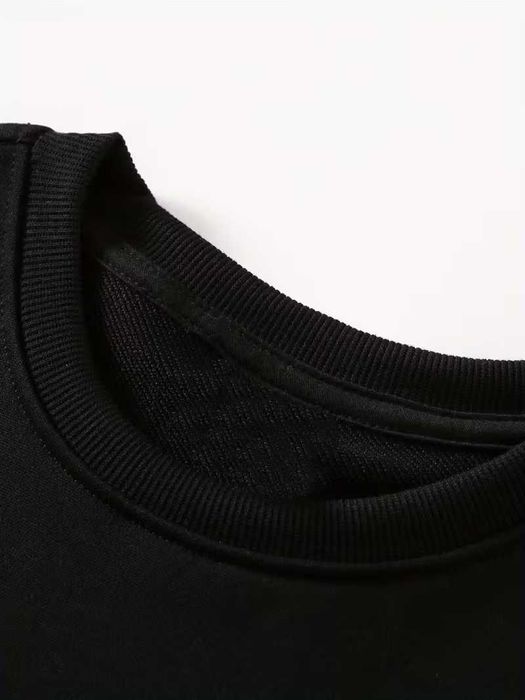 Продам футболки новые