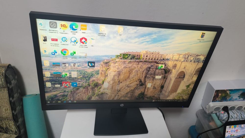 Продам мониторы hp