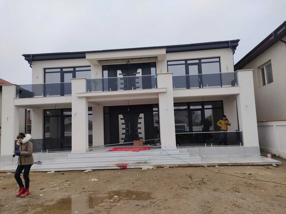 Balustrada de sticla