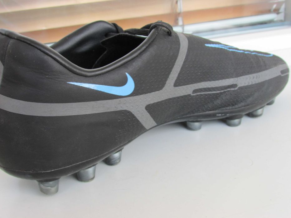Футболни обувки Nike Phantom GT2 Academy