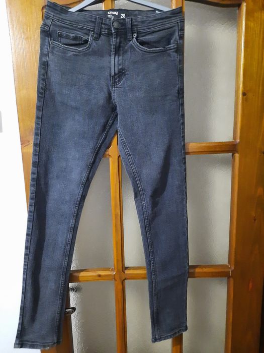 Lot 5 perechi de blugi și o pereche pantaloni de trening