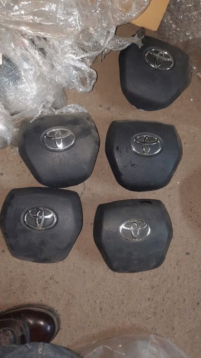 Airbag руля  Camry 70