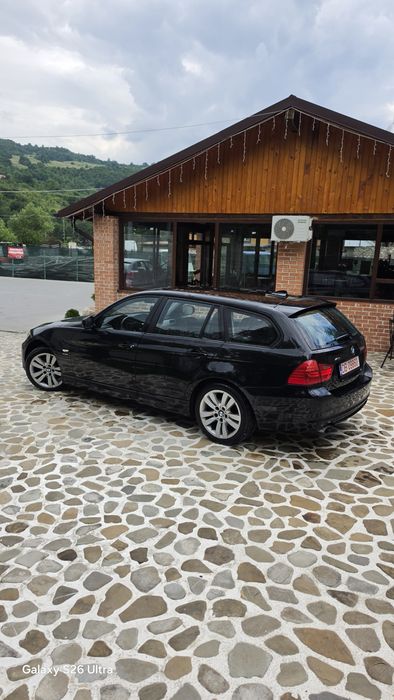 BMW 3 Series 2011 — imagine 5