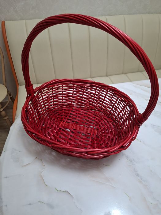 Корзина плетёная