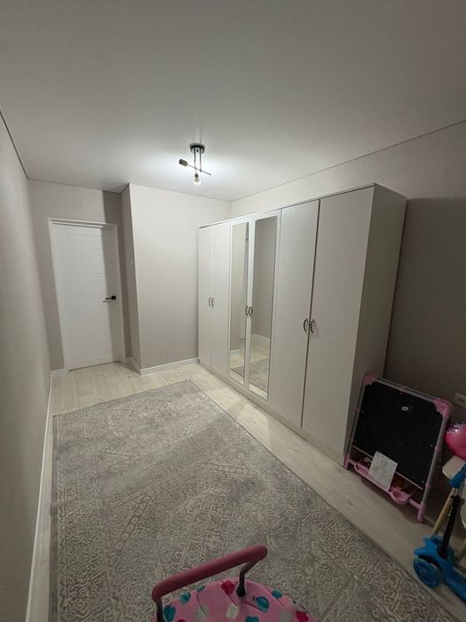 Продам 2 комнатную Спутник