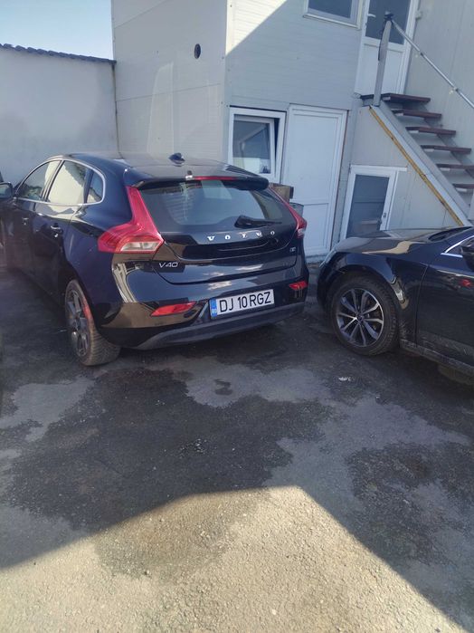 Volvo v40 vânzare