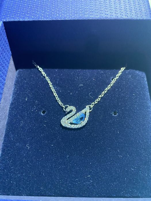 Lantisor / Colier / Pandantiv Swarovski Swan Blue