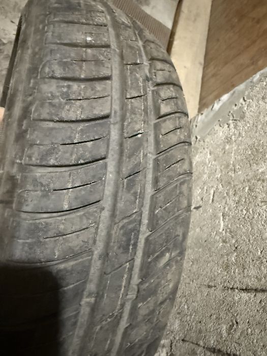 Летни Гуми 165/65/15  DUNLOP STREET RESPONSE 2