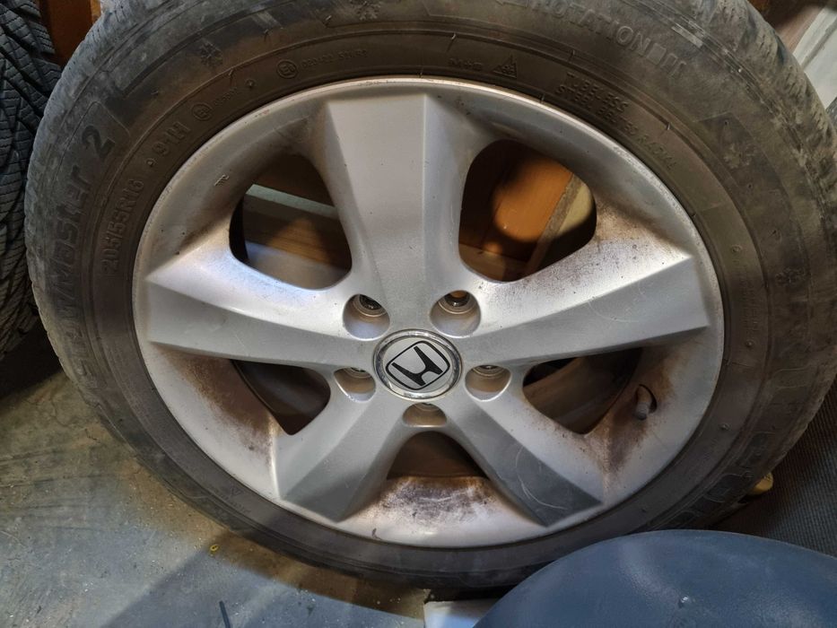 Джанти със зимни гуми Honda FR-V 205/55/16