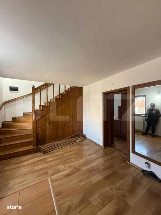 Casa individuala, P+1,  250mp, str Ana Ipatescu