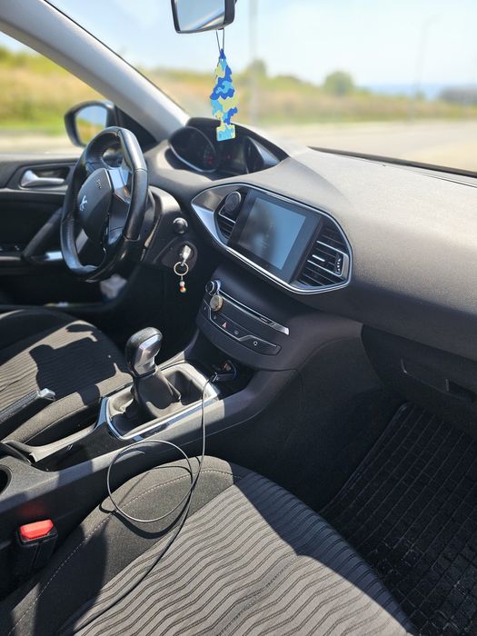 Peugeot 308 1.2  116к.с