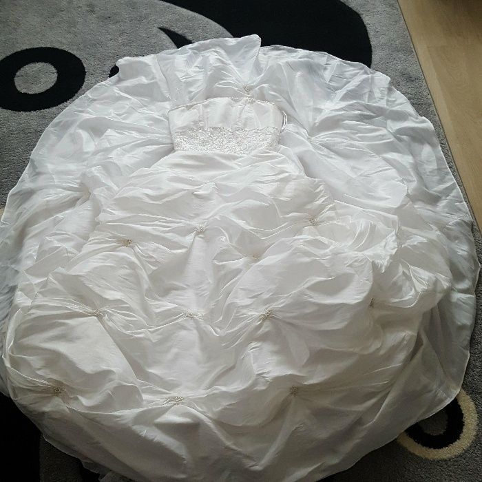 Rochie de mireasa Mori Lee, by Madeline Gardner mas. 36/38