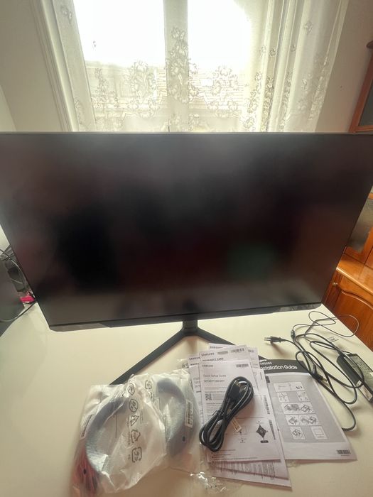 Гейминг монитор Samsung - Odyssey G5 32CG510E, 32'', QHD, 165Hz, 1ms, VA, черен