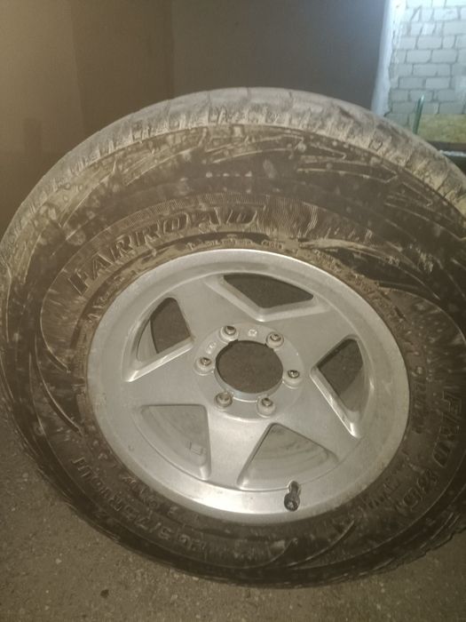 Автошина дискымен бірге