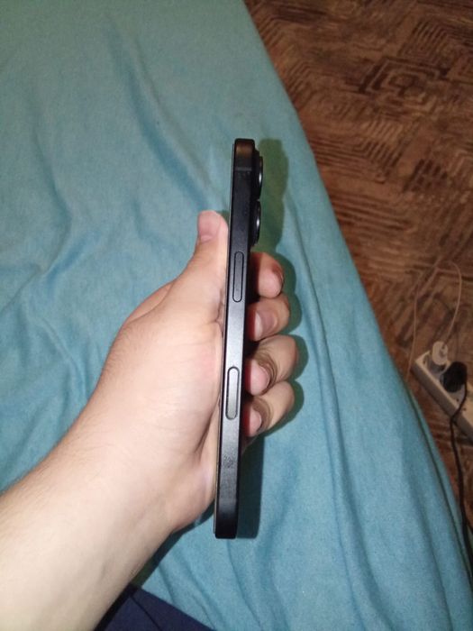 Vand iphone 16 black