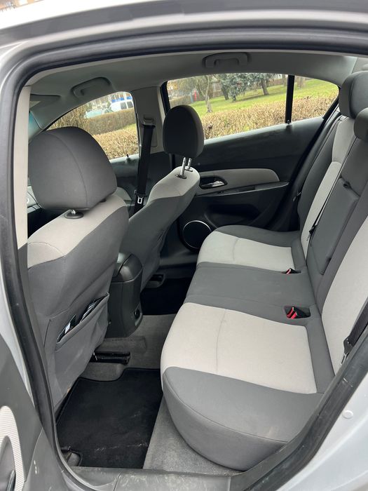 Chevrolet cruize 1.6 benzină